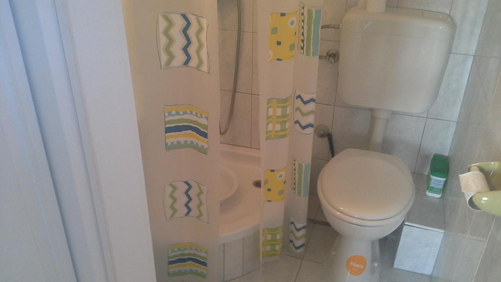 Apartment Gal Подгора Екстериор снимка